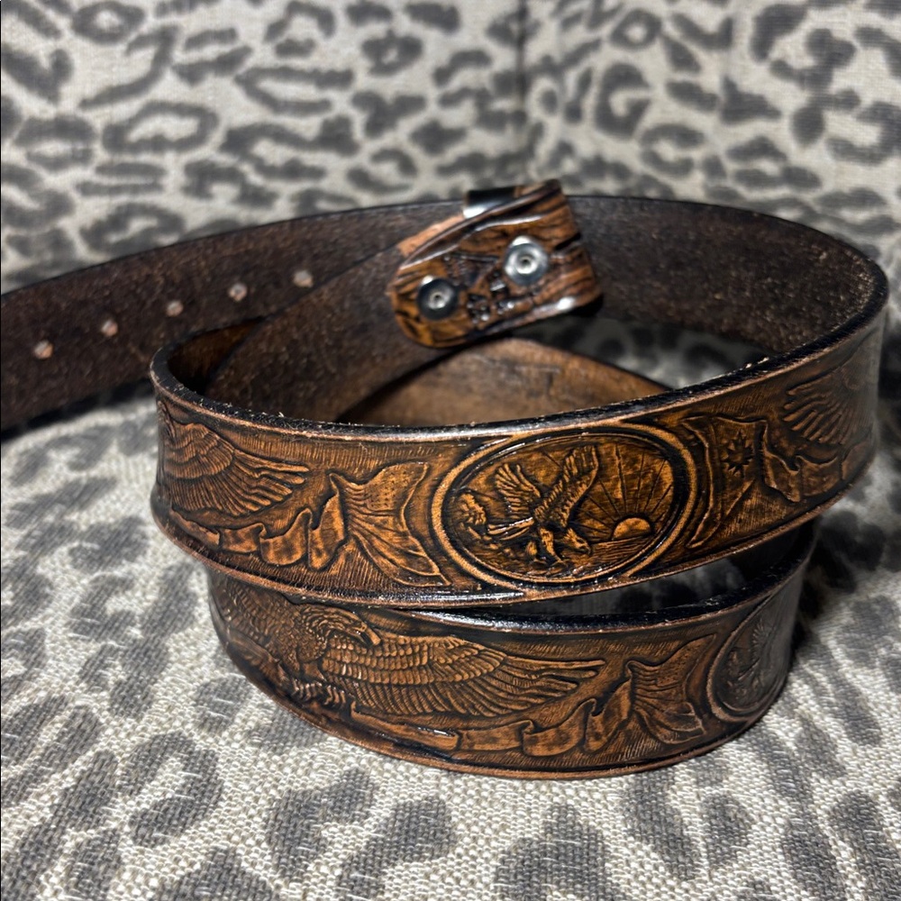 Artec Canada Tooled Leather Belt Strap Men’s Soaring Eagle Outdoorsman Belt 42 View 4